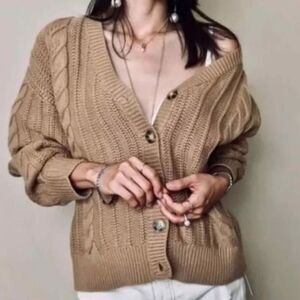 CUPCAKES & CASHMERE Chunky Cable Knit Button Down Cardigan Sweater Brown Medium